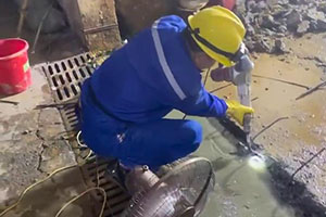毕节地下室伸缩缝堵漏施工视频
